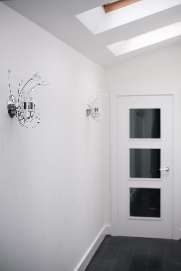 Gorgeous 3 Bedroom Victorian Townhouse Lisburn Ngoại thất bức ảnh